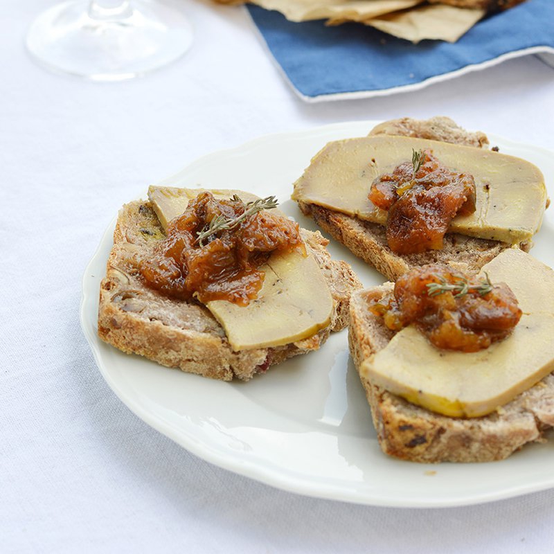 Toast de foie gras d'oie et son chutney figues - thym