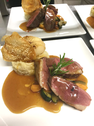 magret de canard à la peche